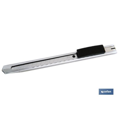 Cúter de acero inoxidable | Cuerpo compacto y ligero | Ideal para manualidades